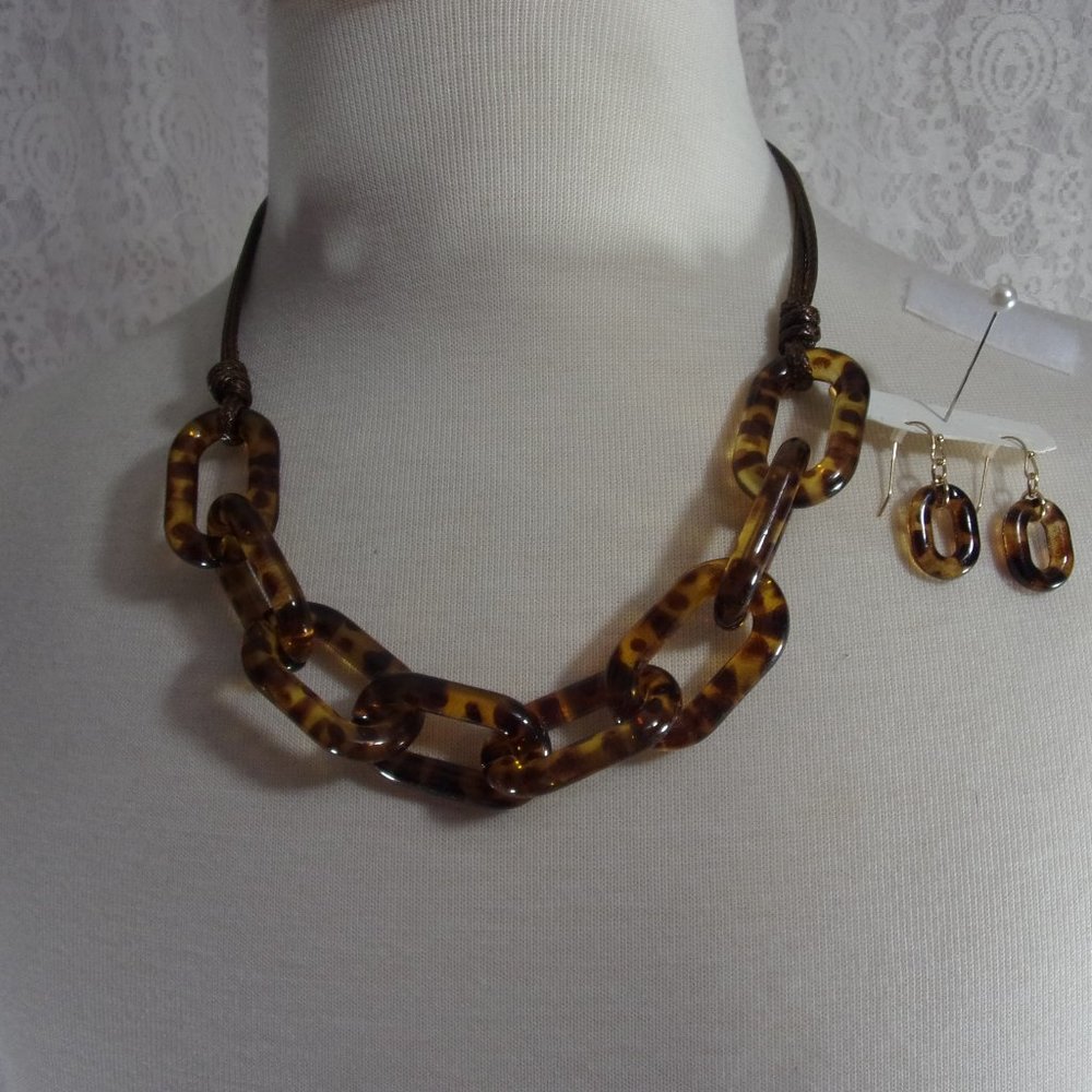 Peck & Peck Leopard Tortoise Necklace Earring Set NWOT